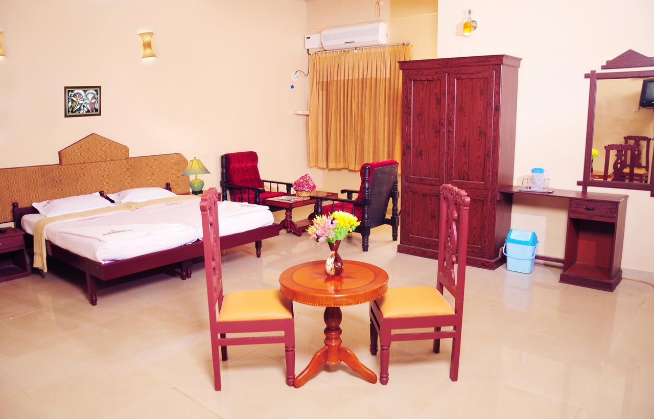 Hotel Nuhman Kondotty Dış mekan fotoğraf
